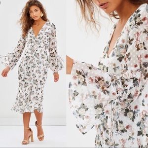 NWT La Maison Talulah White Floral Midi Dress Small